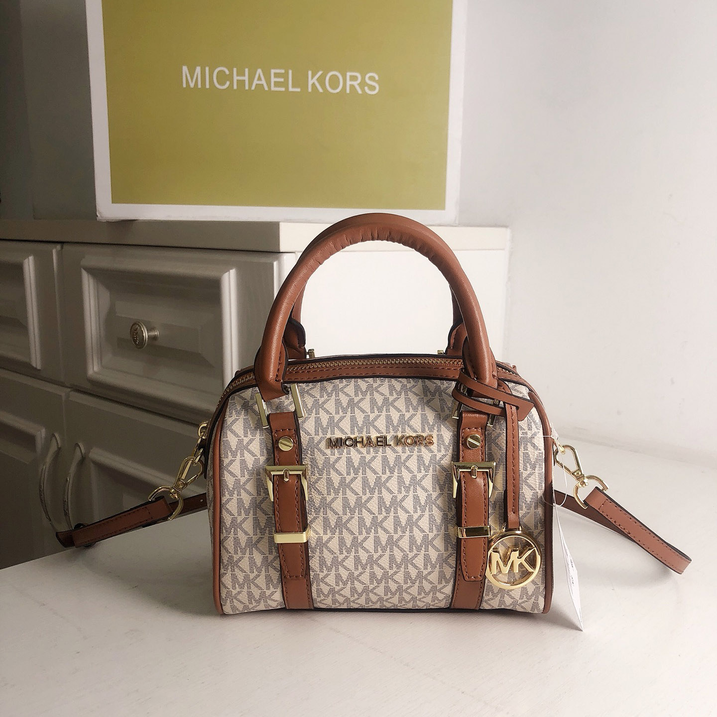 Travel Accessories Leather - New Michael Kors Women Luxury Design